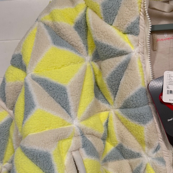 FP Movement by Free People Geometric Yellow and Gray Teddy Jacket - Picture 7 of 16